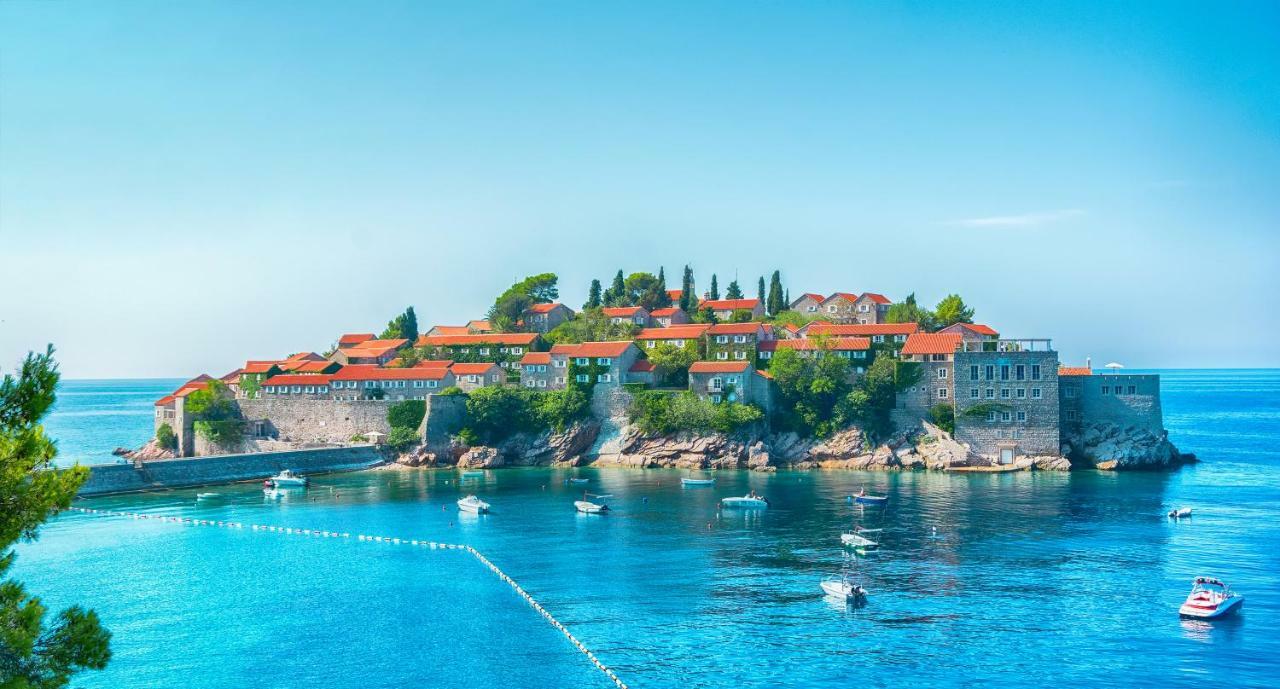 Gufo Gasthof Budva